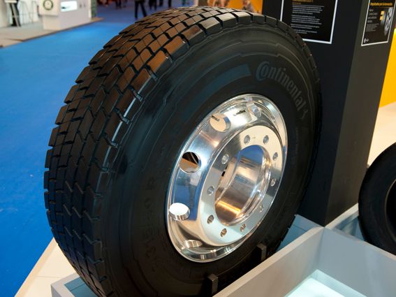 05 Conti Hybrid HD3 CONTINENTAL