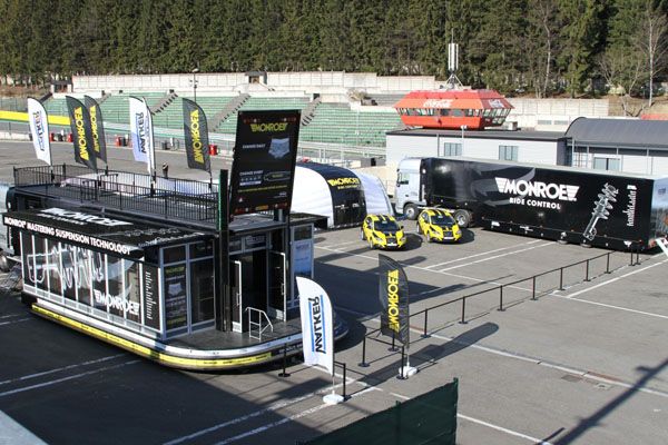 150 eventos dedicados a la promoción de Monroe y Walker  