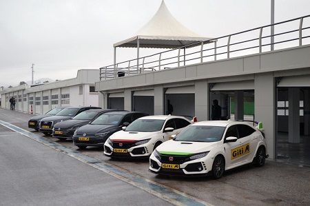 160 personas se dieron cita en la convención