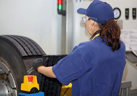 2ª Jornada de neumáticos recauchutados para ITV