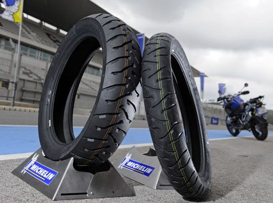 6 nuevos modelos de neumáticos moto