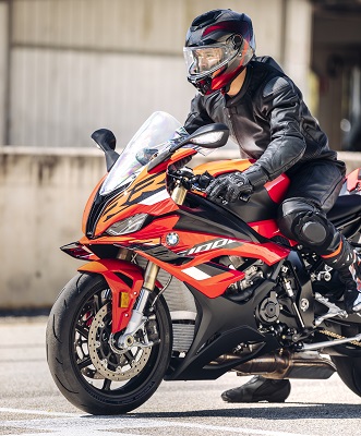 Posibilidad de rodar en circuito con asesoramiento profesional