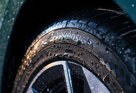 Prevensys 5 tienen clasificación A en frenado en mojado