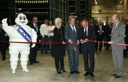 Acto de inauguración de la ampliación del Centro de Araia