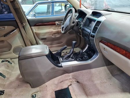 Anualmente 'mueren' 700.000 coches en España