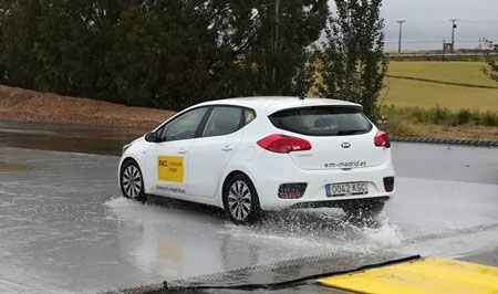 ASPY Prevención firma un acuerdo con el RACC 