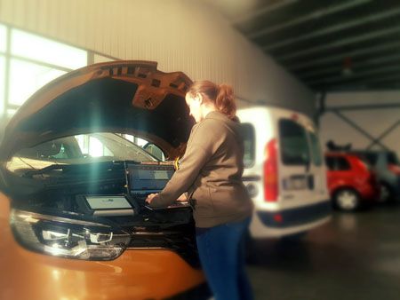 Autoanly, nuevo centro del automóvil de Fixcar