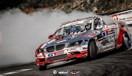 Benjamin Boulbes y su BMW