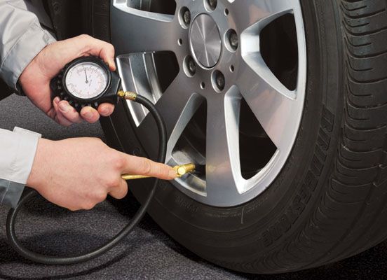 Bridgestone alerta del mal estado de los vehículos