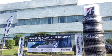 Bridgestone celebra la Semana del Neumático en Sevilla