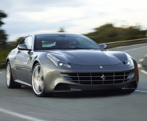 Bridgestone equipa al Ferrari FF