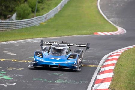Bridgestone y Volkswagen en Nürburgring