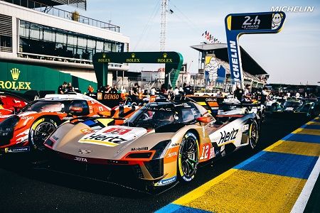 Cada neumático de competición se fabrica en Clermont-Ferrand