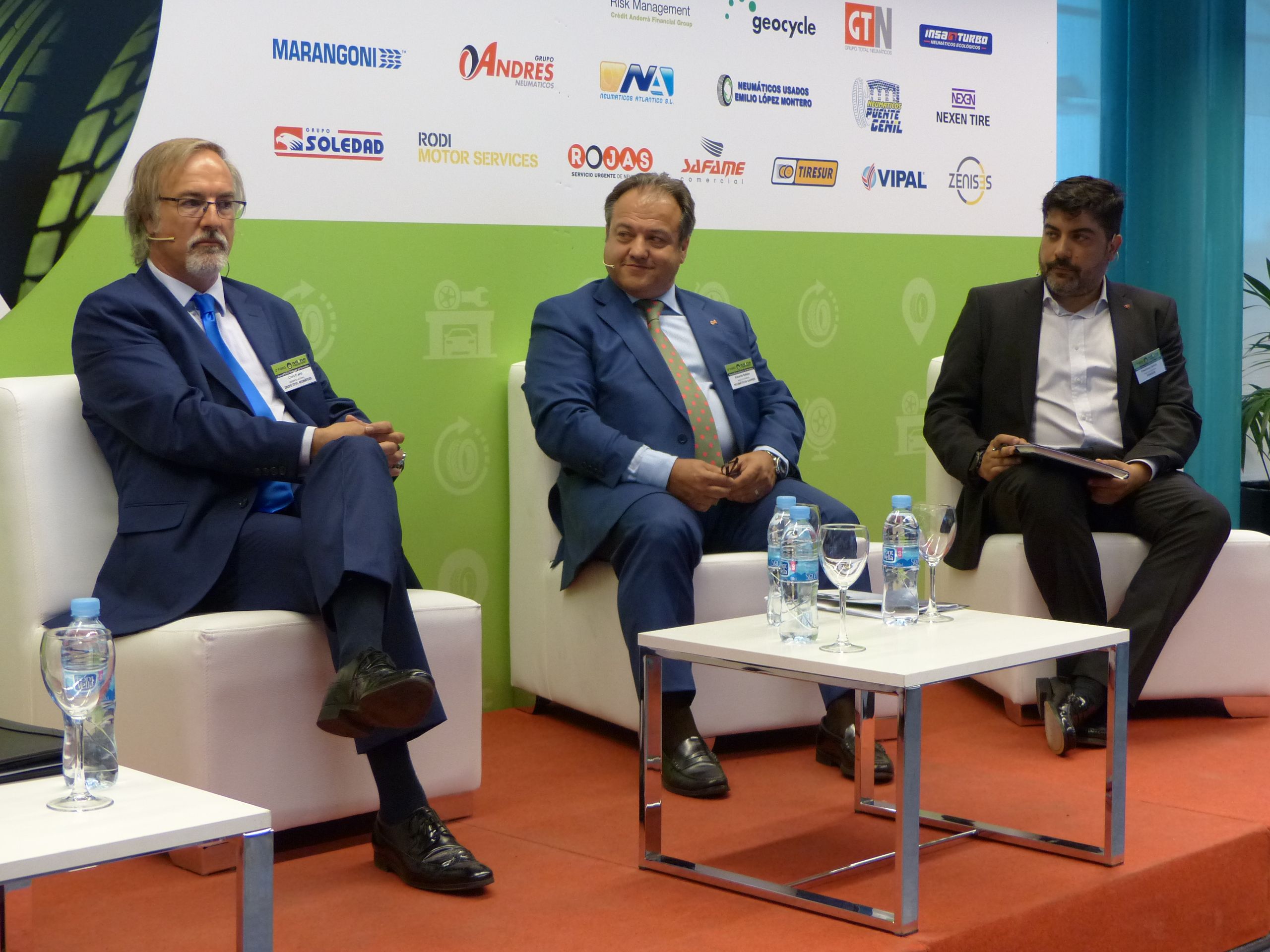 Clarck Freed de Grupo Total, Eduardo Salazar de Grupo Andrés y Paco García de Tiresur