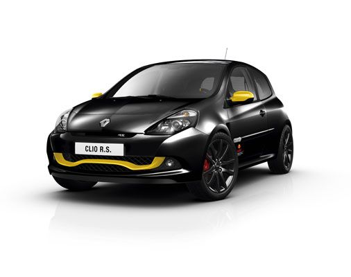 Clio RS Red Bull RB7 con Bridgestone Potenza RE050A