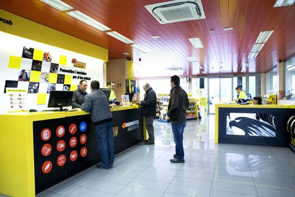 Confortauto Sant Boi renueva la imagen interior del taller