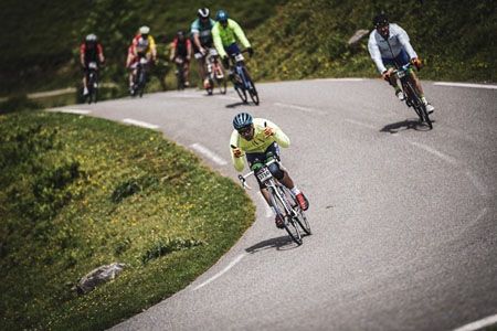 Continental crea un equipo de ciclistas amateur 