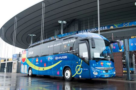 Continental equipa los autobuses de la UEFA EURO 2016