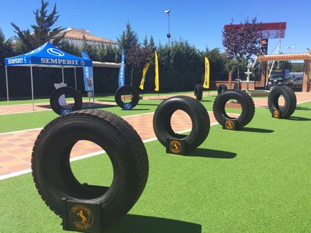 Continental presenta en Andalucía su gama para vehículos comerciales