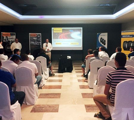 Continental presenta en Andalucía su gama para vehículos comerciales