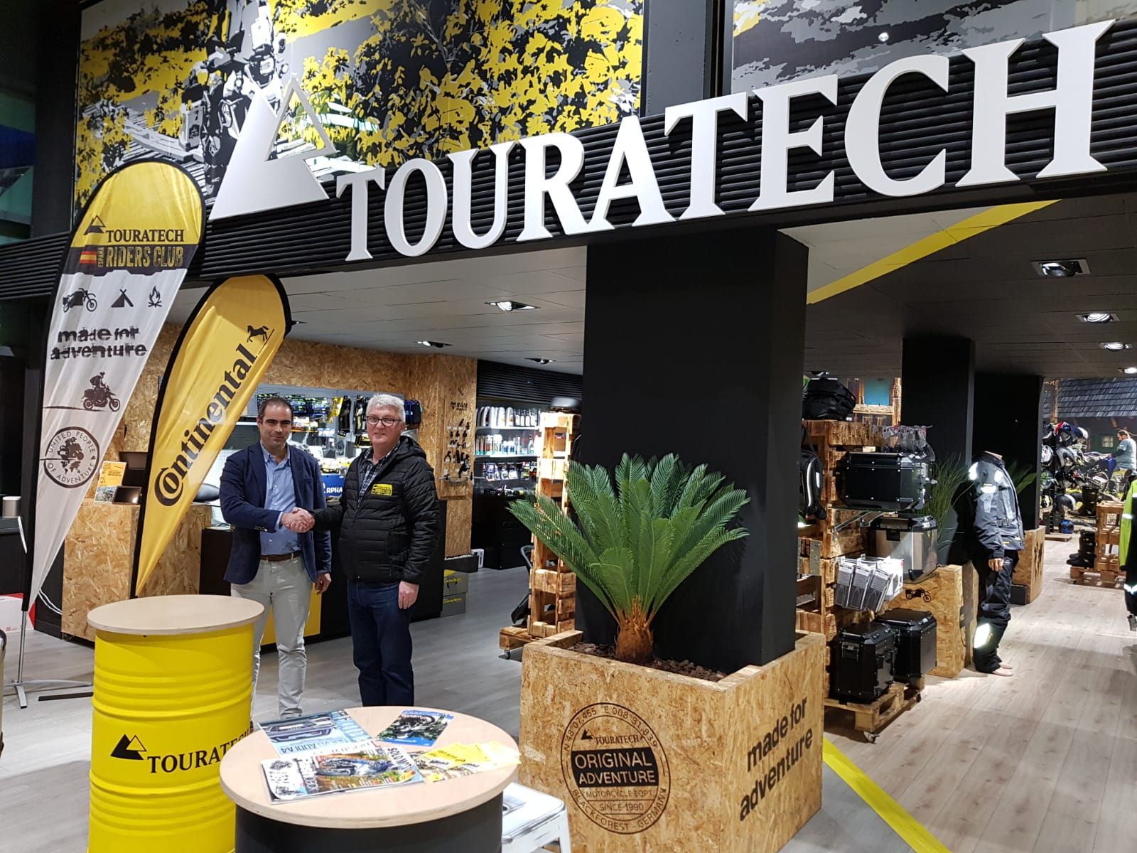 Continental y Touratech se unen en España