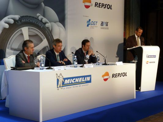De izquierda a derecha: Félix Sanchidrián; Federico Fernández; Alfonso Fernández de Gabriel y Ángel Pardo