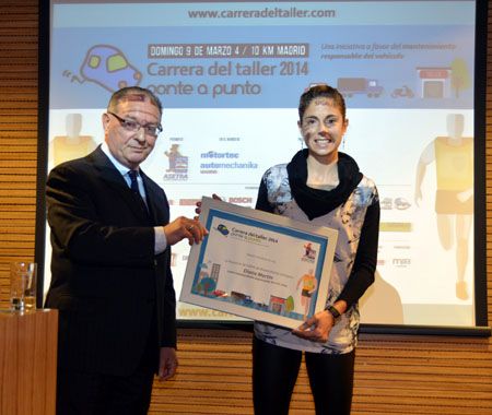 Distinción de 'Automovilista Responsable' a Diana Martín