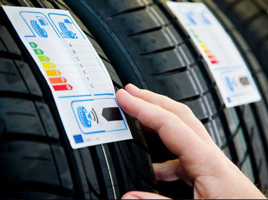 Dunlop listo para el etiquetado de neumáticos