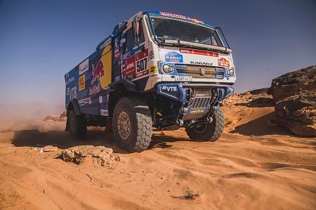 El equipo KAMAZ-master gana el Dakar 2021