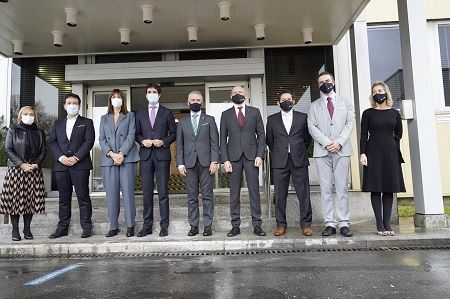 El Lehendakari inaugura la primera escuela vasca para la formación de trabajadores industriales