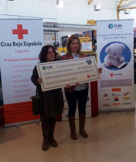 Elma con la Cruz Roja