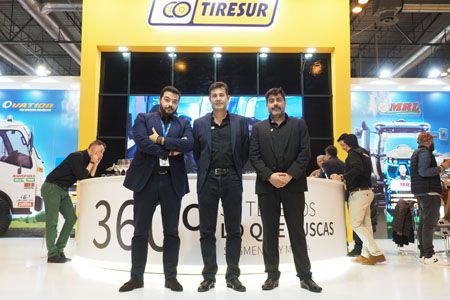 Equipo directivo presente en Motortec