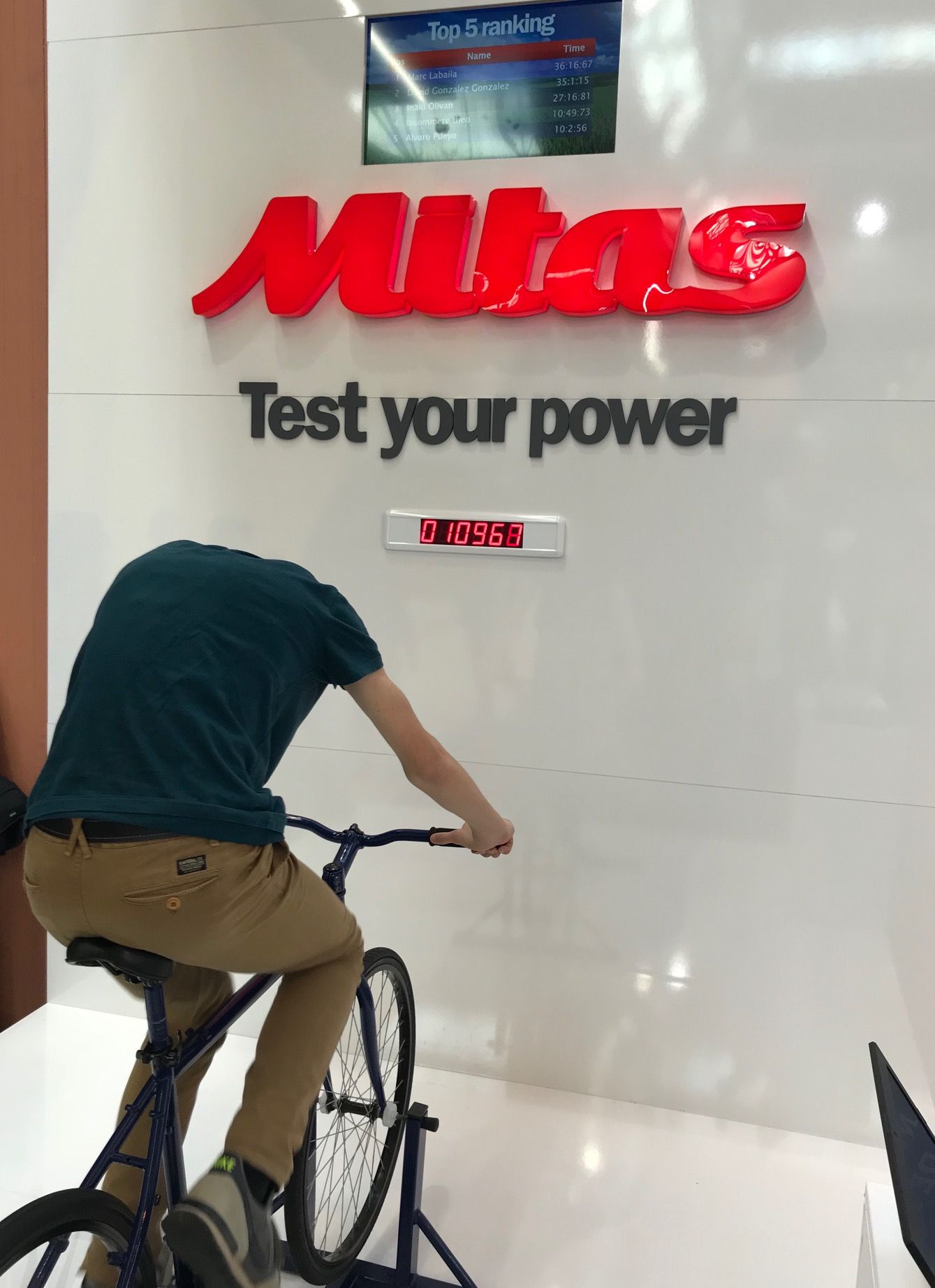 Especio de entretenimiento en Mitas