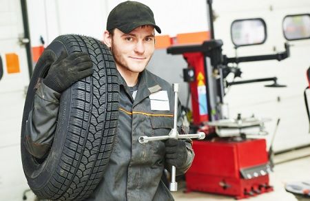 Faltan profesionales jóvenes en el sector de los talleres