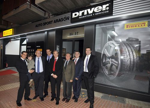 Familia Sánchez y equipo directivo de Driver