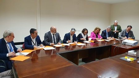 Firma del Código de Buenas Prácticas para la Gestión de los Neumáticos Fuera de Uso