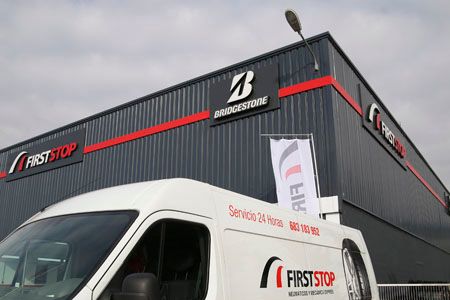 First Stop, primera red española en recibir la certificación TÜV SÜD y ALD