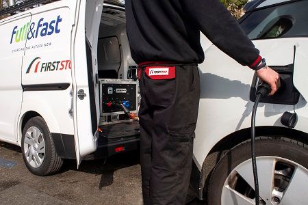 First Stop se alía con Full&Fast 