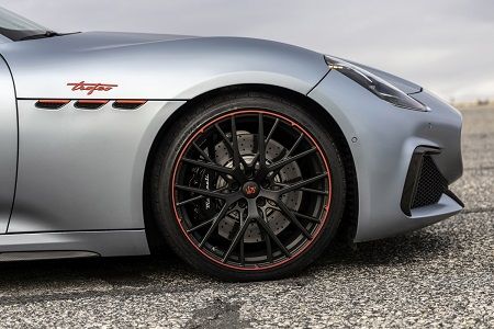 Goodyear Eagle F1 SuperSport UUHP para el Maserati GranTurismo