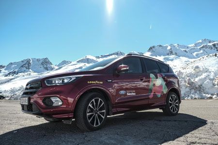 Goodyear equipa los coches del Grupo Aramón