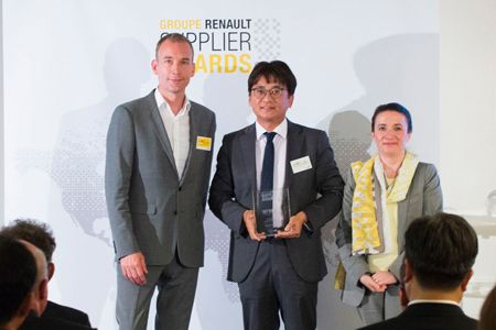 Hankook Tire recibe el Corporate Social Responsibility Award del Grupo Renault