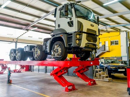 Inauguración del taller N Lider del Grupo Driver en Portugal