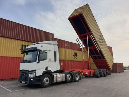 José Miguel Arévalo equipa su flota con la solución Effitrailer de Michelin