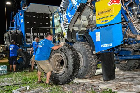 KAMAZ Master triunfan con neumáticos Continental 