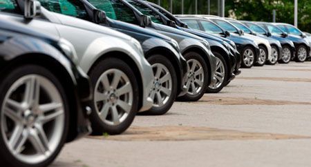 La automoción presenta su plan de choque al Gobierno