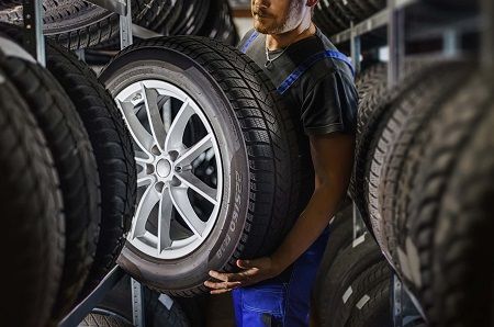 Las ventas de neumáticos de turismo, furgoneta y 4x4-SUV crecen