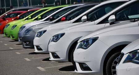 Las ventas de turismos y todoterrenos registran 92.000 unidades en abril
