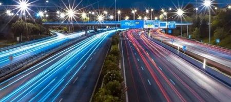 Los españoles eligen el vehículo privado