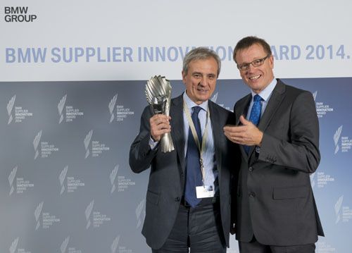 Maurizio Boiocchi, director general Tecnológico de Pirelli, recogió el galardón