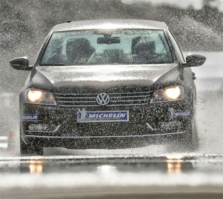 Michelin y el RACC analizan las prestaciones de los neumáticos